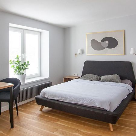 ורשה Stare Bielany Apartments מראה חיצוני תמונה